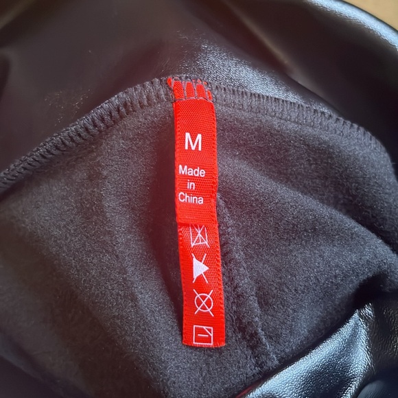 Faux Leather Fleece-Lined Leggings - Picture 3 of 3